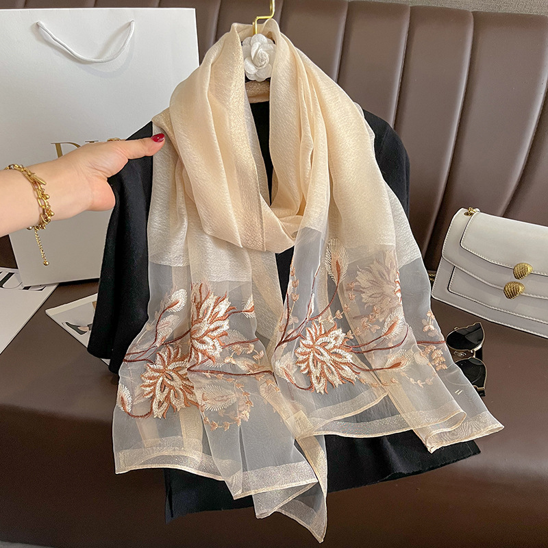 وشاح حريري صيفي ربيعي سادة للن - مراجعة Woven Scarf Blanket وسعره